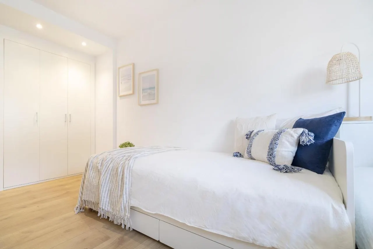 Vivalidays Apartour - Calella Apartamento